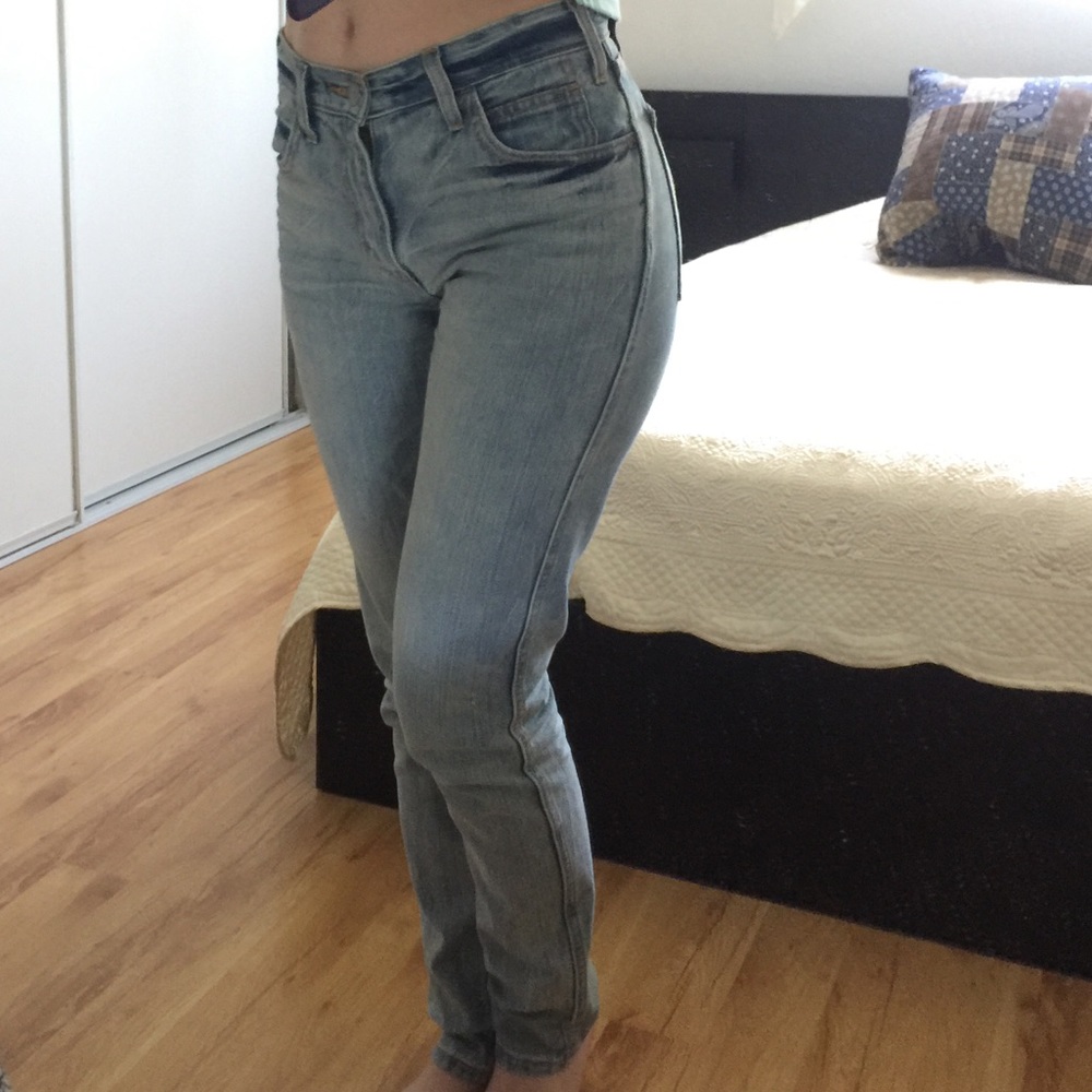 Levi’s High waisted jeans 👖